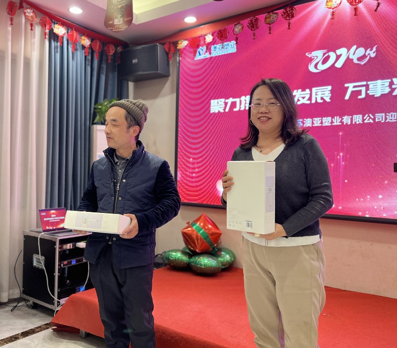 ���\(y��n)��